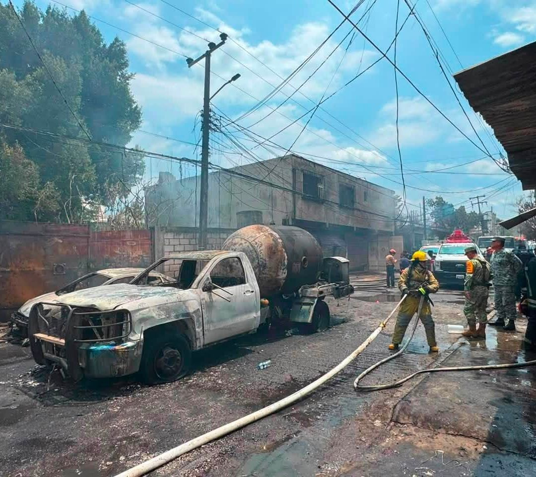 Muere Una de las 22 Víctimas de Explosión de una Pipa en Morelos; Viviana Era Atendida en CDMX